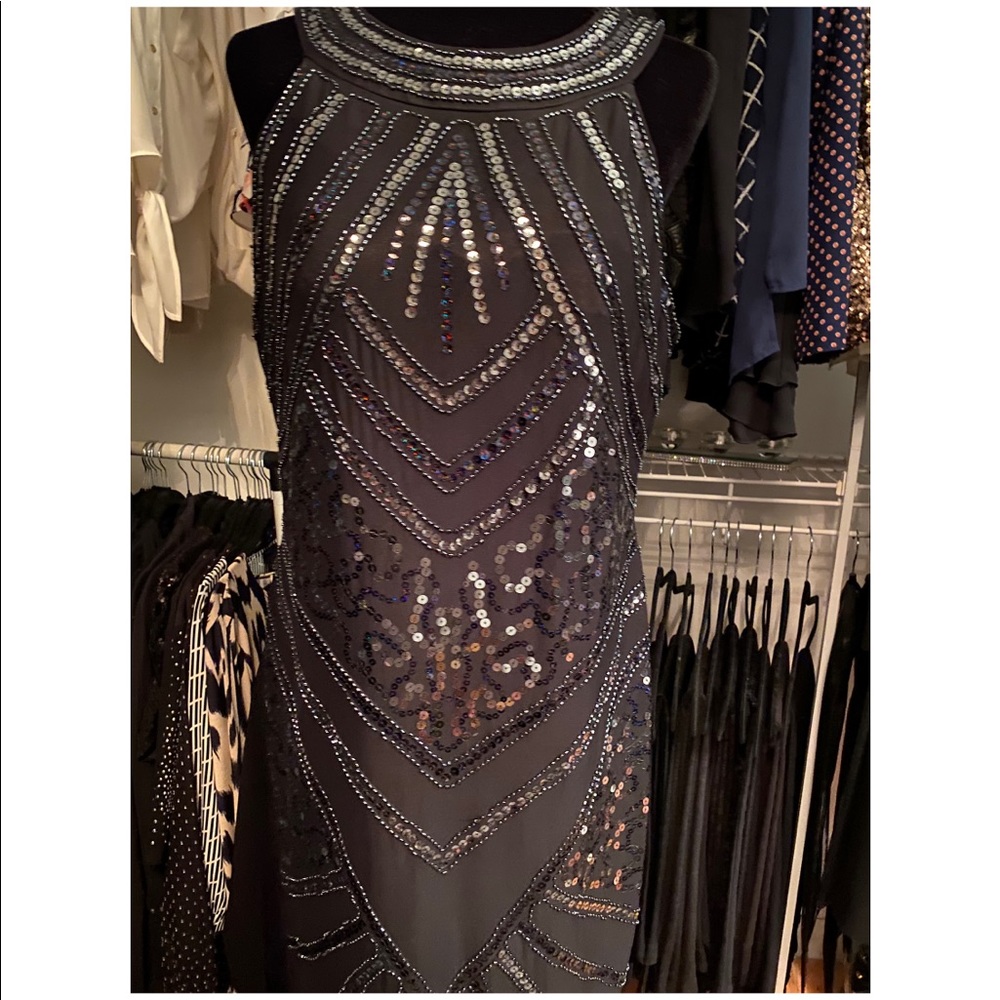 Laura Sequin Dress NWT. Great piece for the Holidays. - Picture 3 of 3